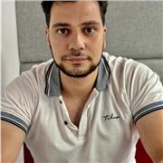 Deutsch Tutor , der die Kinder bei Deutsch hilft