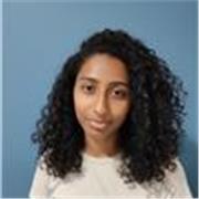 Professeur particulier donne des cours au élève de la primaire au collège