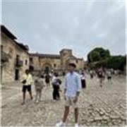 Profesor de apoyo especializado en clases presenciales, con disponibilidad de impartirlas online