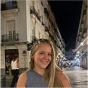 Estudiante universitaria, dispuesta a dar clases de matemáticas a alumnos de primaria y la ESO