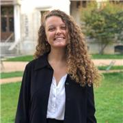 Offro lezioni di INGLESE, FRANCESE e SPAGNOLO per studenti e bambini. Sono laureata in Lingue ed ho lavorato al Parlamento peo come interprete