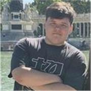 Estudiante universitario de ingeniería con muy buen dominio de las matemáticas