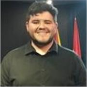 Profesor de piano para niveles principiante, básico y medio