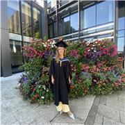 Edinburgh-based multilingual tutor offering English lessons online for children and adults, adaptable to all levels.