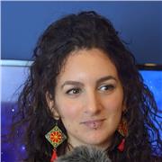 Graphic Designer professionista, dà lezioni online di graphic design di base (Photoshop, Illustrator, InDesign)