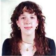 Profesora de inglés de diversos cursos. Cuento con un c1 en ingles y estoy acostumbrada a tratar con niños, como animadora.