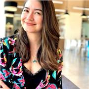 Si necesitas comunicarte de manera efectiva, desenvolverte con seguridad, hablar en público sin problemas, trabajar en liderazgo y desarrollo personal, soy la persona indicada para apoyarte