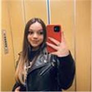 Studentessa offre ripetizioni di biologia