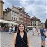 Profesora estudiante del grado en química en la Universidad Autónoma de Madrid  