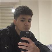Me defino como una persona joven con ganas de arrasar en la vida tengo mucha ambición, y respecto al bachillerato tengo todavía 16 años y estoy ya en segundo acabo de pasar se que no lo tengo pero si tengo el B2 de inglés y creo que una persona joven como