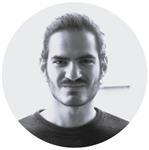 Industrial designer con più di 15 anni di esperienza