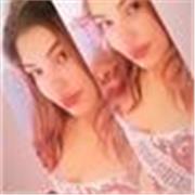 Profesora de español que imparte clases a personas de todas las edades