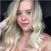 Professora de Inglês com experiência para crianças, jovens e adultos