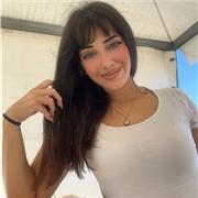 Stai cercando un insegnante di italiano preparato e paziente che ti faccia appassionare allo studio della lingua? Contattami