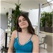 Titulada de nivel B2 de inglés ofrece clases a domicilio en Jerez de los Caballeros.
