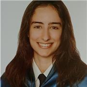 Profesora de apoyo escolar online, especializada en biología