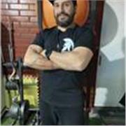 Preparador Físico y entrenador personal con 13 años de experiencia, listo para apoyarte