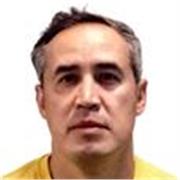 Ingeniero imparte clases de matemáticas, física y geometría