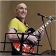 Uno studio serio della chitarra ti migliora il carattere, la vita  e ti fa conoscere l’entusiasmo .