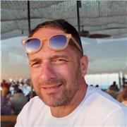 Lezioni online con insegnante qualificato e laureato per risultati concreti subito.
Coaching umanistico per adolescenti