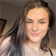 Soy una chica divertida, innovadora, simpática y empática