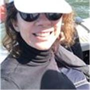 Offro lezioni a bambini delle elementari adattandole in base alle esigenze e all’età. 