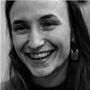 Je donnes des cours de français langue étrangère. J'enseigne les bases jusqu'au perfectionnement, pour les enfants, adolescents et adultes avec ou sans besoins ou demandes spécifiques.