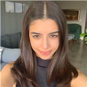 Étudiante trilingue donne des cours d’anglais