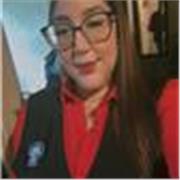 Maestra de apoyo especializada en niños de educación preescolar y primaria