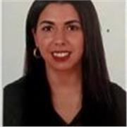 Mi nombre es Soraya y soy maestra de educación especial con mención en audición y lenguaje, y pedagogía terapéutica. 