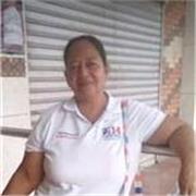 Profesora de Español imparte clases a niños de basica primaria
