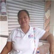 Profesora de Español imparte clases a niños de basica primaria