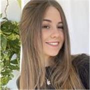 Profesora de apoyo, universitaria con amplia experiencia en el sector
