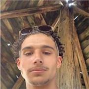 Vous avez besoin d'un professeur particulier, et bien me voici.
Je m'appelle Guillaume, j'ai 18 ans et une très bonne maîtrise de l'anglais, je peux aider pour les cours d'anglais de niveaux collège. Merci :)