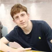 Studente liceale impartisce lezioni di matematica e fisica per medie e superiori