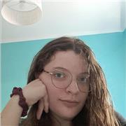 Profesora de biología con mucha paciencia y dinamismo para dar clase a niños de primaria o secundaria