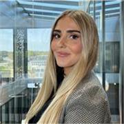 Hablante nativa de inglés ofrece clases particulares en remoto o presencial en Madrid para todas las edades.