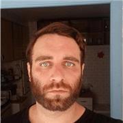 Italian native speaker with experience in teaching english and spanish.