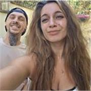 Enseignante dévouée en télétravail niveau primaire et collège 