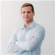 Estoy en 1* DAW, se en general los problemas que suelen tener los alumnos en programacion y estoy dispuesto a ayudarles en lo que sea.