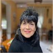 Me encantan los niños y me gusta ayudarles en sus tareas