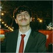 Cerchi qualcuno che ti spieghi l'italiano senza farti addormentare? Ecco la persona giusta per te: contattami! <3