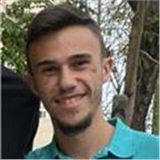 Me gustaría darle clases a niños de primaria o la Eso porque creo que tengo un muy buen trato con los niños y soy una persona de confianza y muy simpática