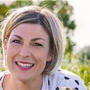 Insegnante d'italiano con 20 anni di esperienza, offre lezioni online da Roma.