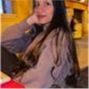 Me defino como una persona que le gusta aprender, responsable, dedicada y capaz de poder dar dar clases de inglés a niños. 