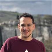 Docente abilitato di lingua inglese offre lezioni individuali per studenti di ogni età e livello.