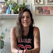Paciente, empática y didáctica Adapto mis clases al nivel de los alumnos según sus necesidades