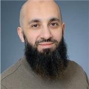 Deutsch-Tutor, der Kinder allen Alters unterrichtet