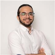 Profesor joven de inglés, apto para dar clases online para cualquier edad.