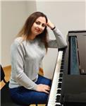 Profesora compositora y pianista ofrece clases particulares de piano, músico terapia, teoría musical y composición